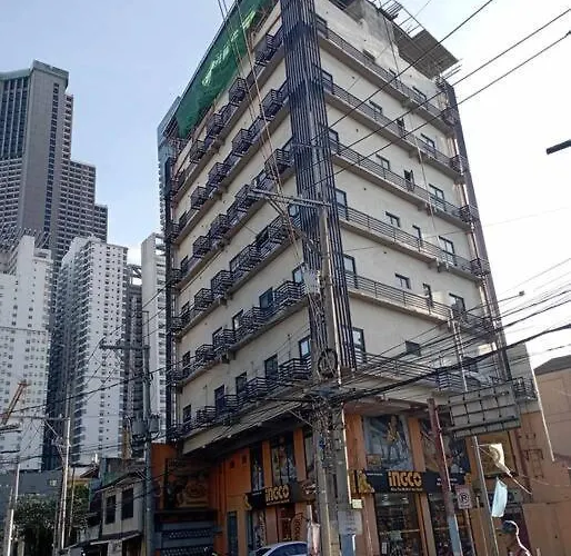 St. Marvin Makati M303 * مانيلا
